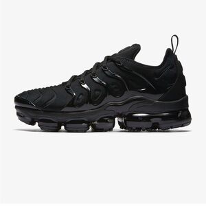COPY - Brand new never worn Nike shoes weren’t my husband’s size can’t return